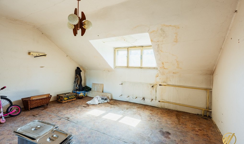 Prodej domu 275 m² s pozemkem 1 300 m², Velké Poříčí – náhled fotky 18