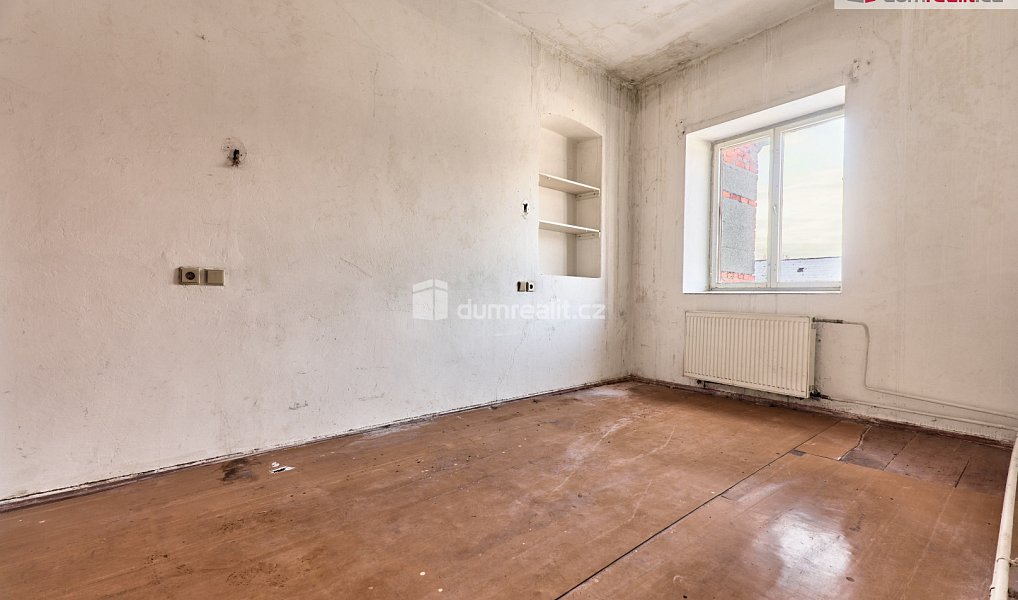 Prodej domu 200 m² s pozemkem 321 m², Kravaře – náhled fotky 20