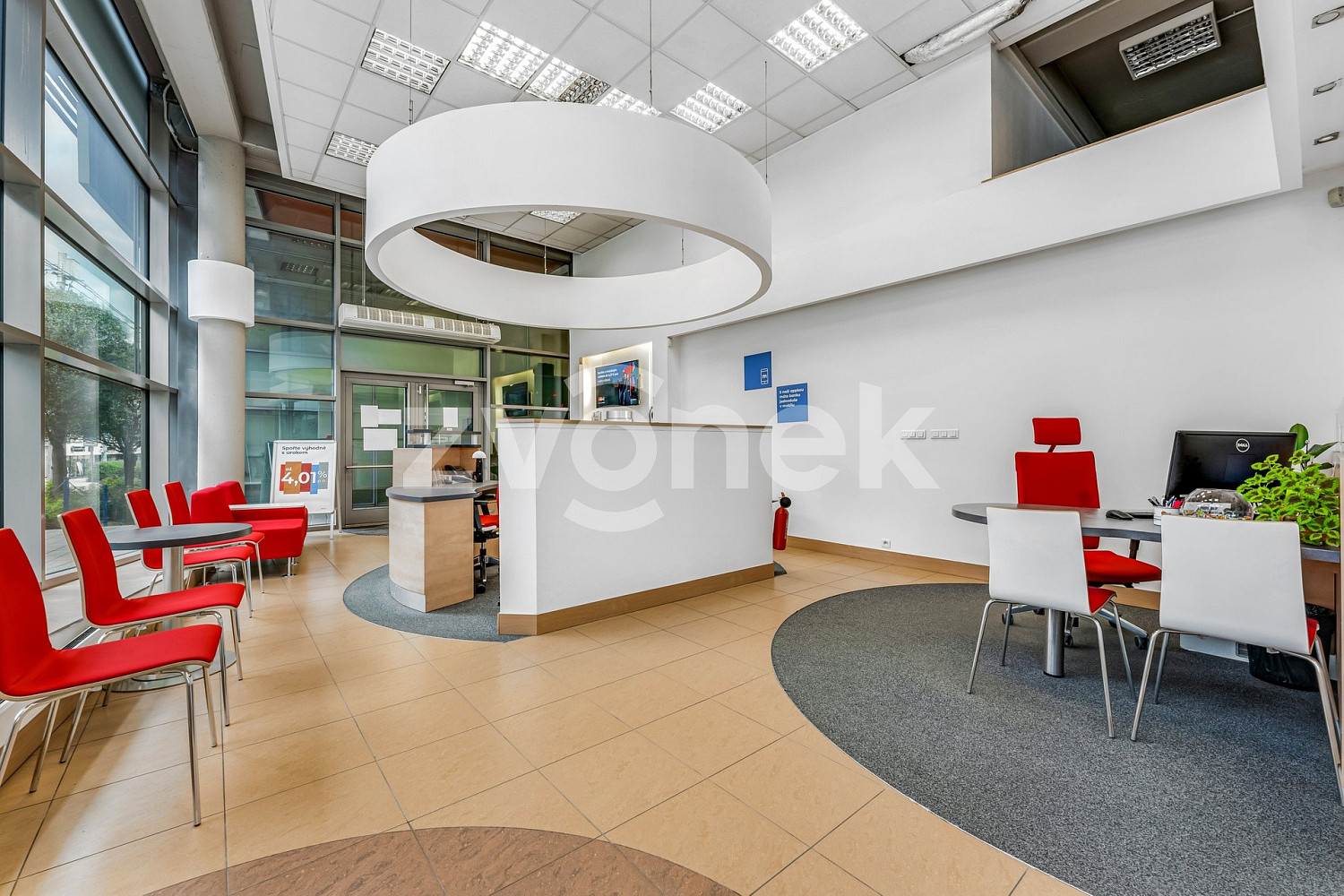 Pronájem obchodních prostor 158 m² – fotografie 3