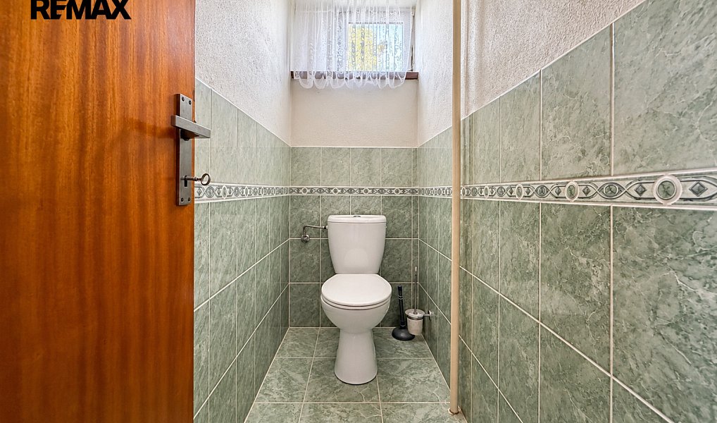 Prodej domu 250 m² s pozemkem 833 m², Kochánky – náhled fotky 18