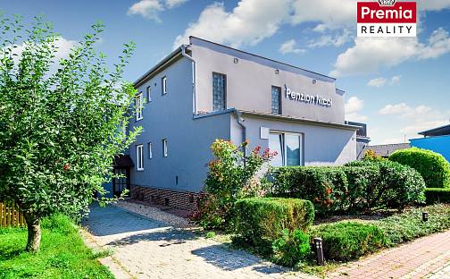Prodej domu 599 m² s pozemkem 1 281 m², Chvalovice, okres Znojmo