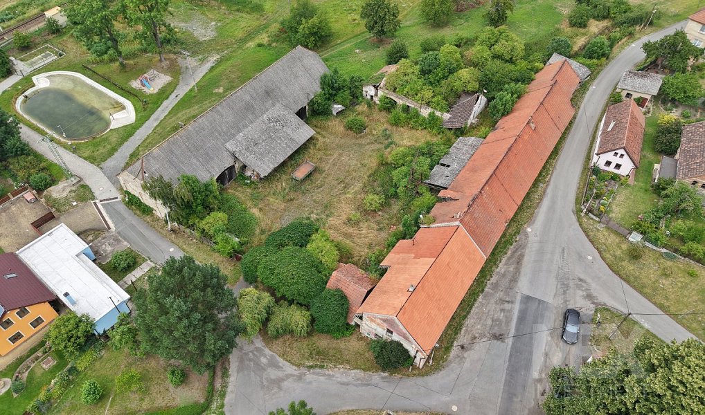 Prodej chaty/chalupy 900 m² s pozemkem 4 550 m², Kropáčova Vrutice – náhled fotky 2