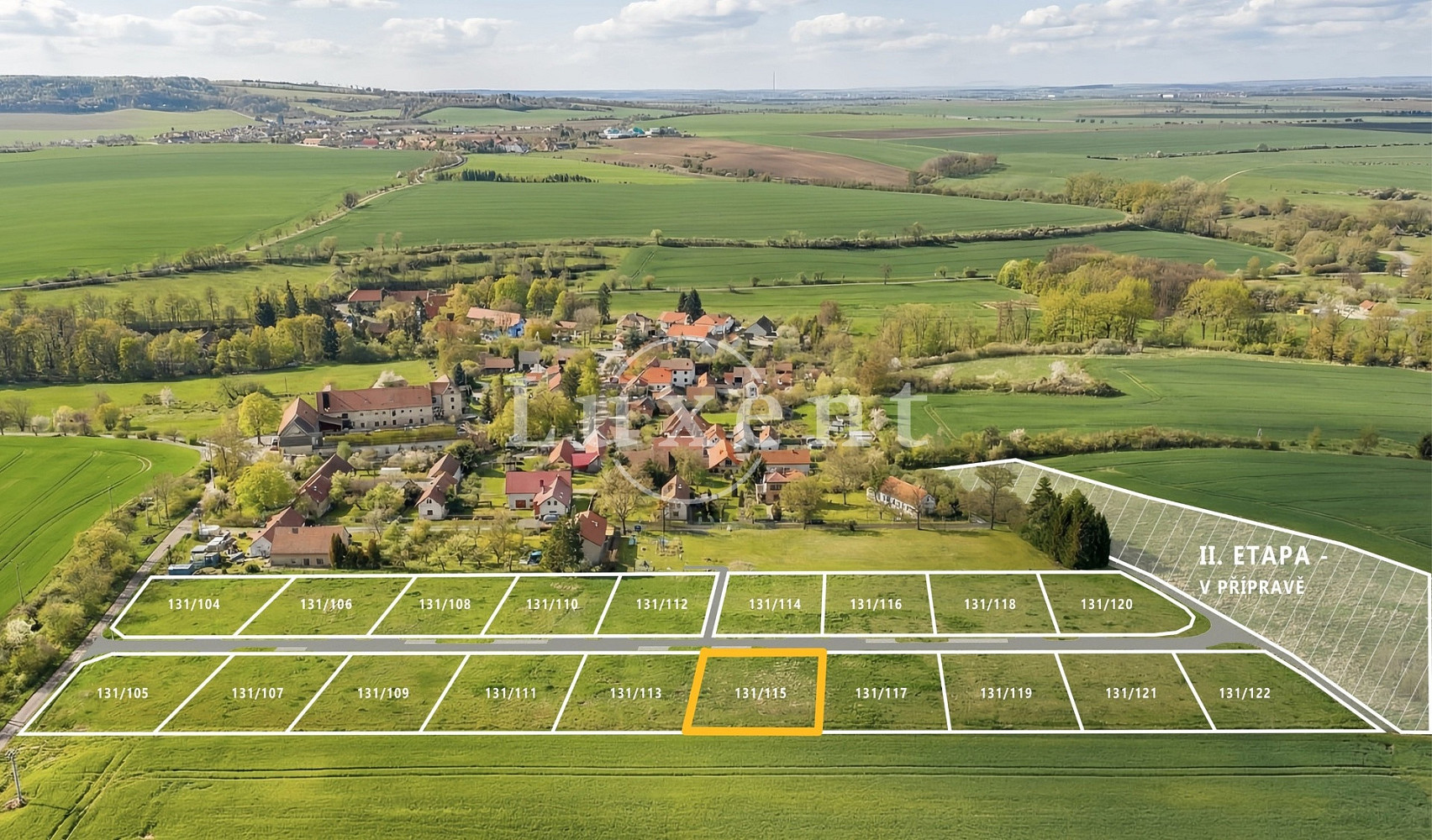 Prodej stavebního pozemku 822 m² – fotografie 2