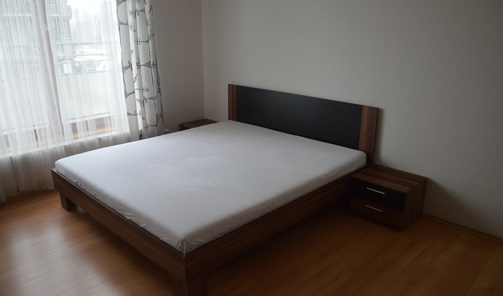 Pronájem bytu 2+kk 60 m², Praha – náhled fotky 4