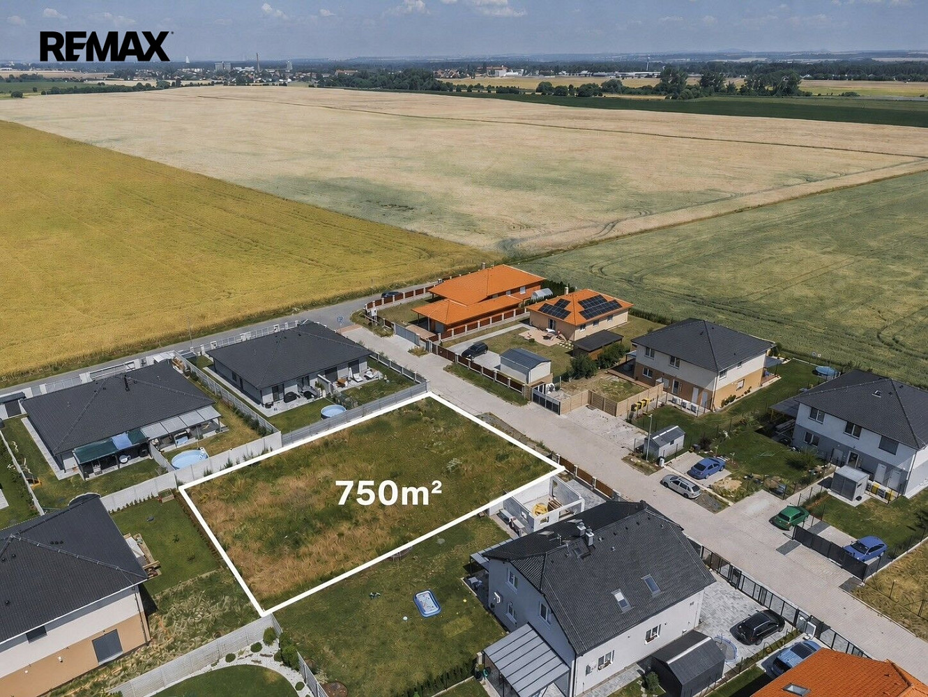 Prodej stavebního pozemku 750 m²