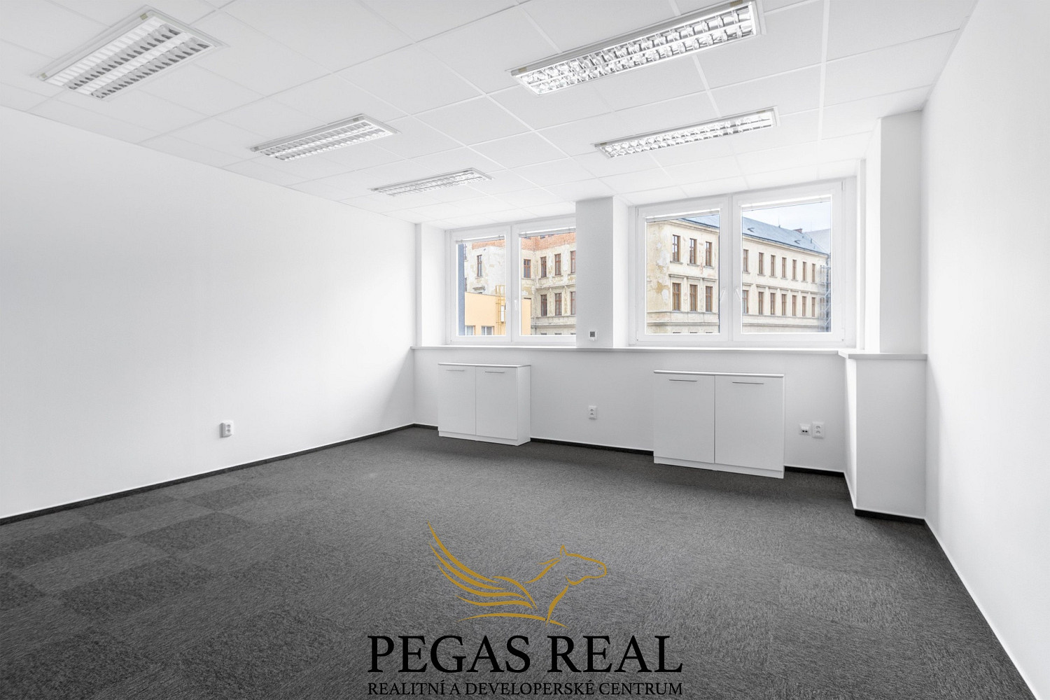 Pronájem kanceláře 35 m²
