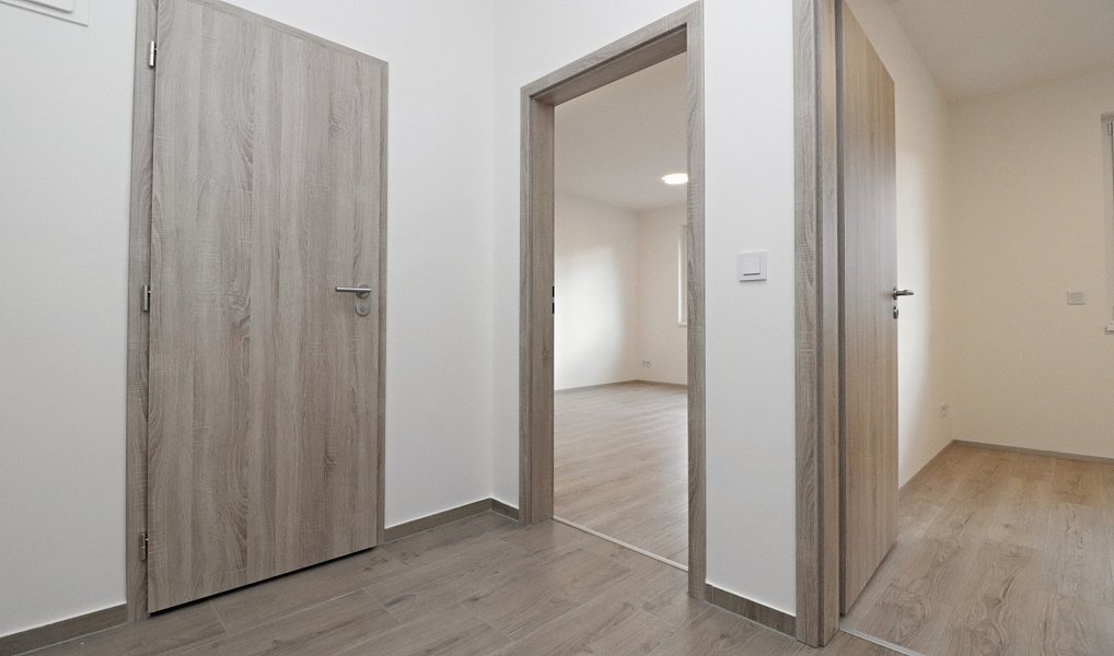 Pronájem bytu 2+kk 45 m², Praha – náhled fotky 8