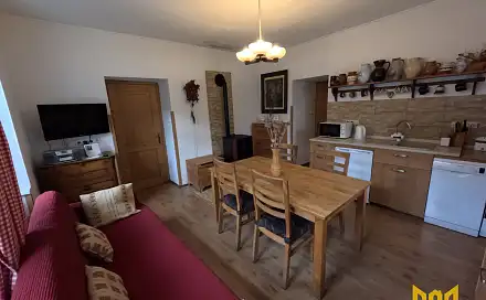 Prodej domu 2 050 m² s pozemkem 1 728 m², Táborová, Bělá pod Bezdězem, okres Mladá Boleslav