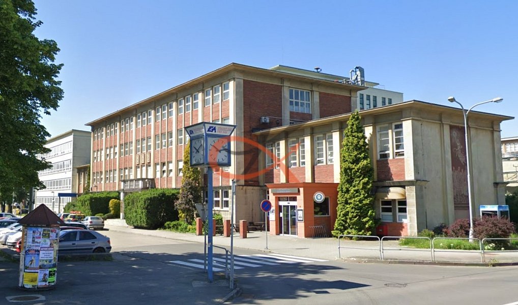 Pronájem kanceláře 125 m², Rožnov pod Radhoštěm – náhled fotky 2