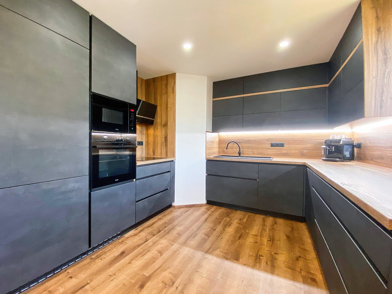 Prodej bytu 4+kk 91 m² – fotografie 2