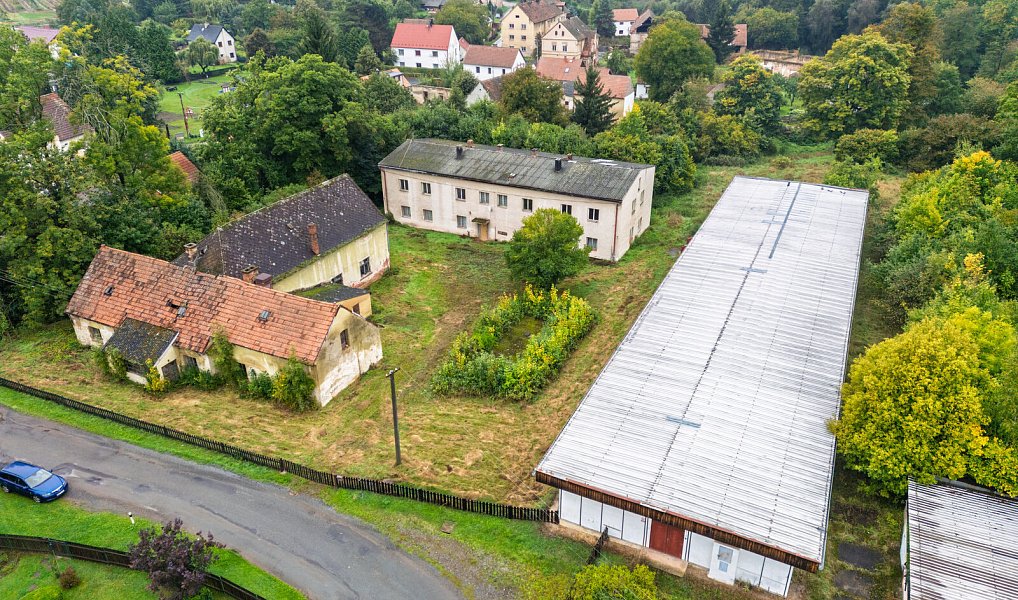 Prodej stavebního pozemku 7 613 m², Děkov – náhled fotky 2