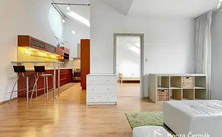 Pronájem bytu 3+kk 60 m²