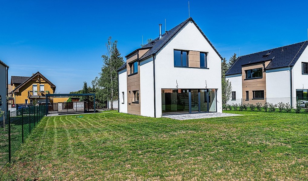 Prodej domu 119 m² s pozemkem 608 m², Praha – náhled fotky 3