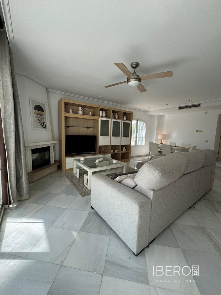 Casa 4+kk – The Golden Mile - Vista 4