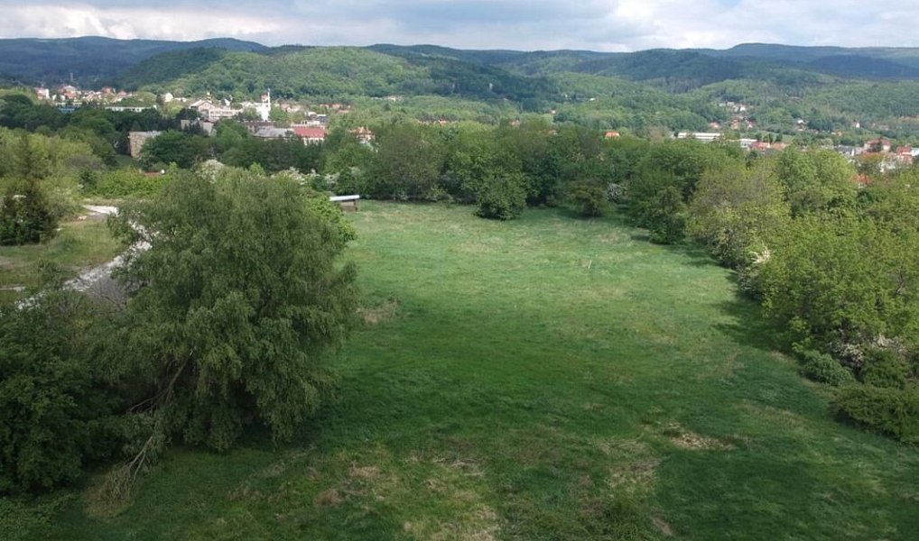 Prodej komerčního pozemku 30 339 m², Dubí – náhled fotky 14