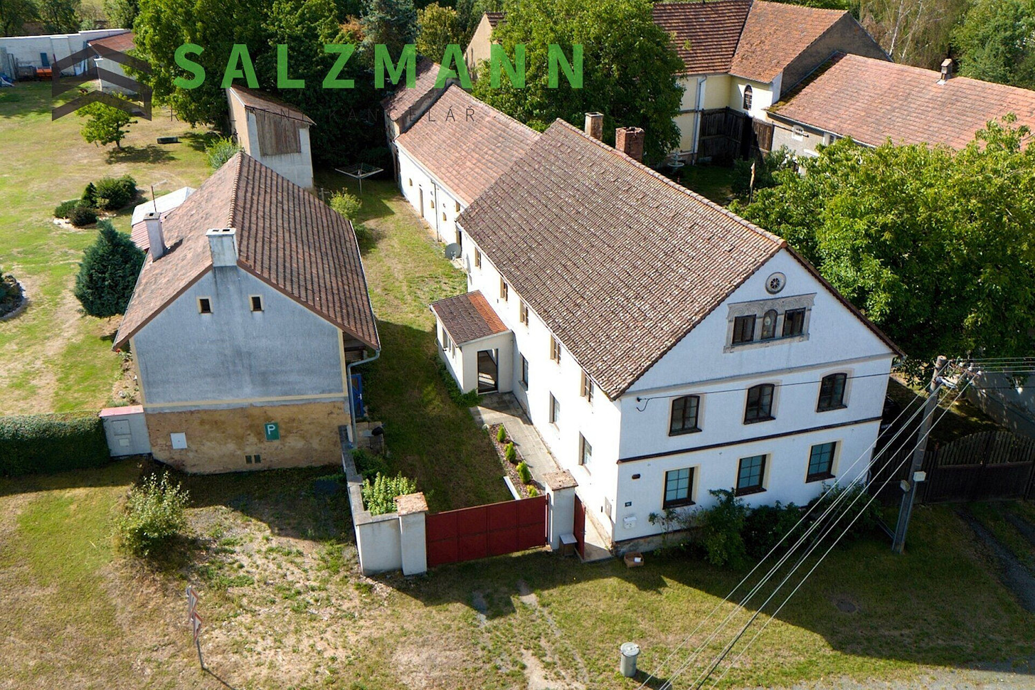 Prodej domu 280 m² s pozemkem 1 586 m²