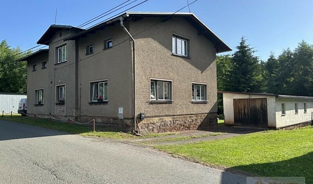 Prodej domu 140 m² s pozemkem 483 m², Broumov – náhled fotky 3