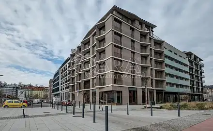 Pronájem bytu 3+kk 85 m²