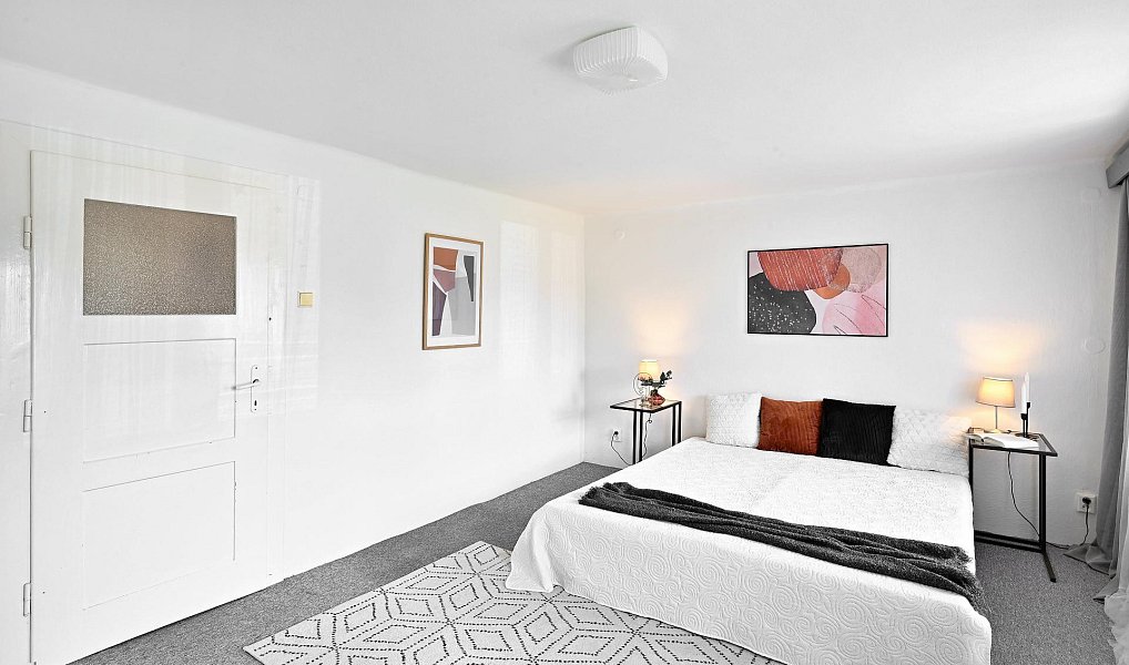 Prodej domu 250 m² s pozemkem 885 m², Milešov – náhled fotky 15