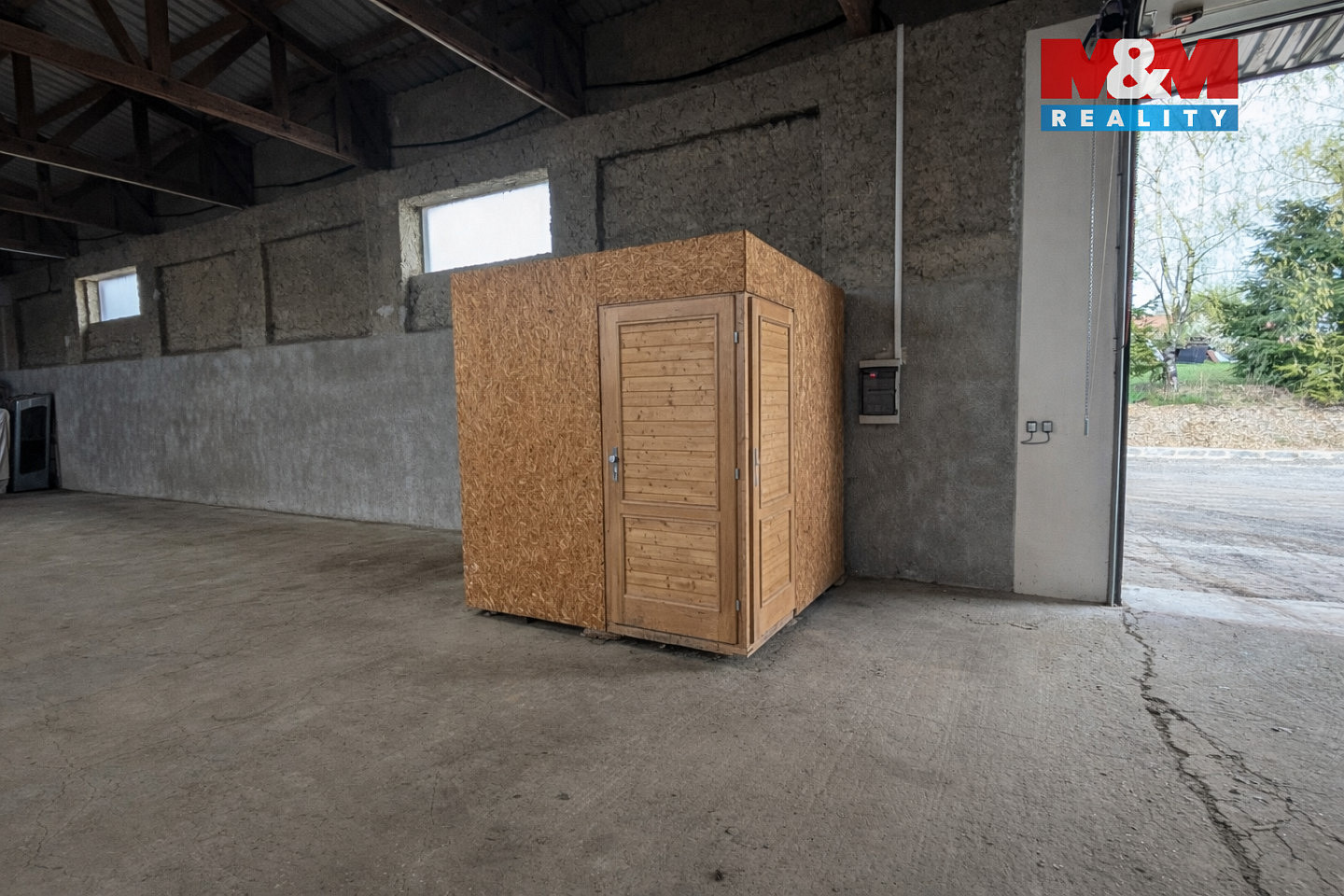 Pronájem obchodních prostor 380 m² — photo 3
