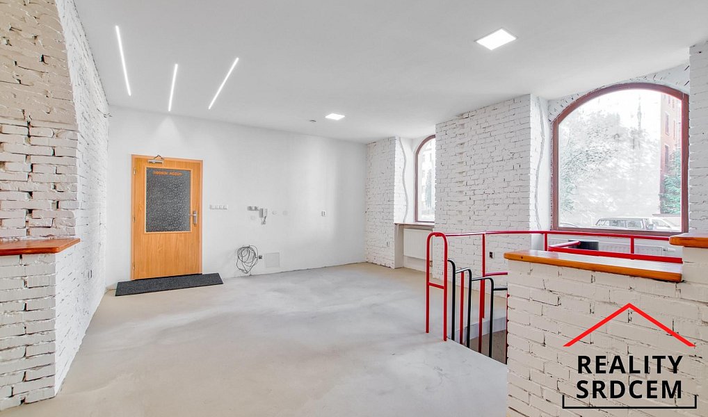 Pronájem kanceláře 167 m², Ostrava – náhled fotky 2