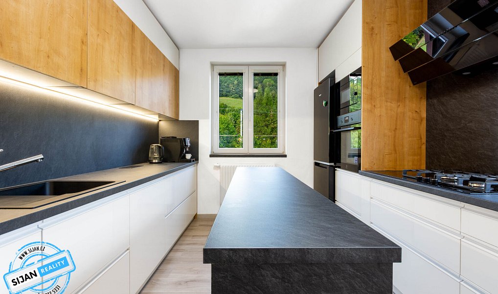 Prodej domu 150 m² s pozemkem 1 306 m², Holčovice – náhled fotky 4
