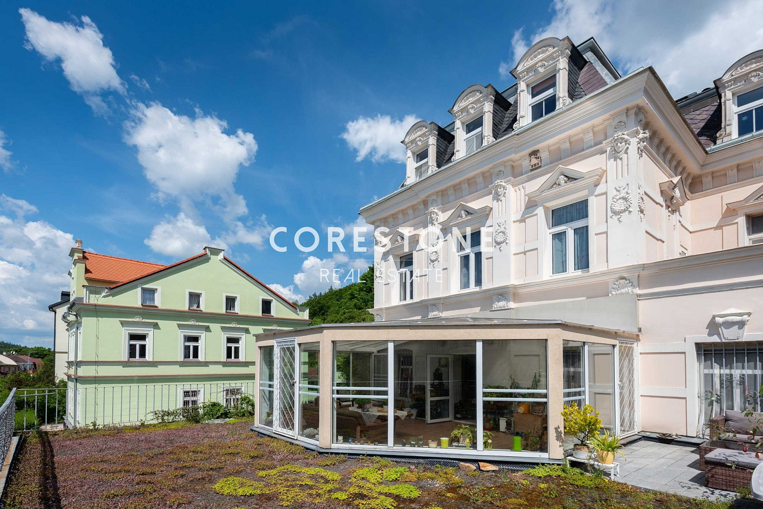 Prodej domu 701 m² s pozemkem 732 m²