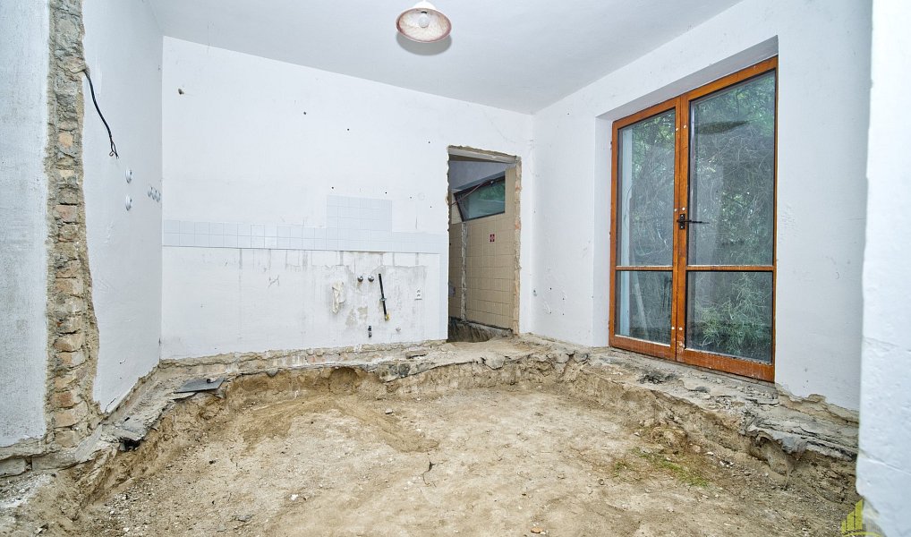 Prodej domu 200 m² s pozemkem 3 500 m², Kurdějov – náhled fotky 6