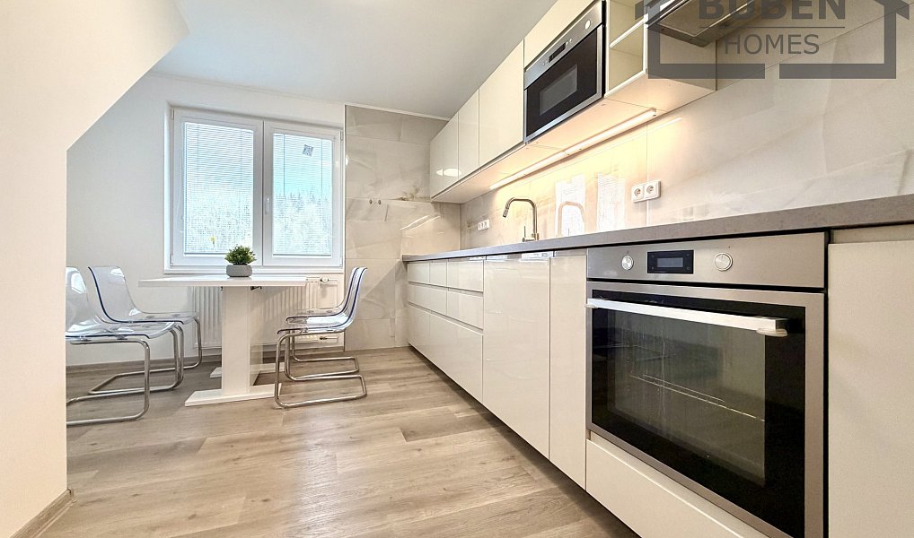 Prodej domu 300 m² s pozemkem 1 128 m², Rozvadov – náhled fotky 4