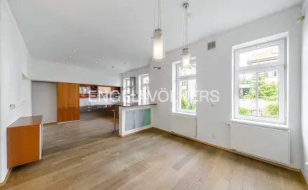 Pronájem domu 514 m² s pozemkem 644 m², Nad Šárkou, Praha 6 - Dejvice