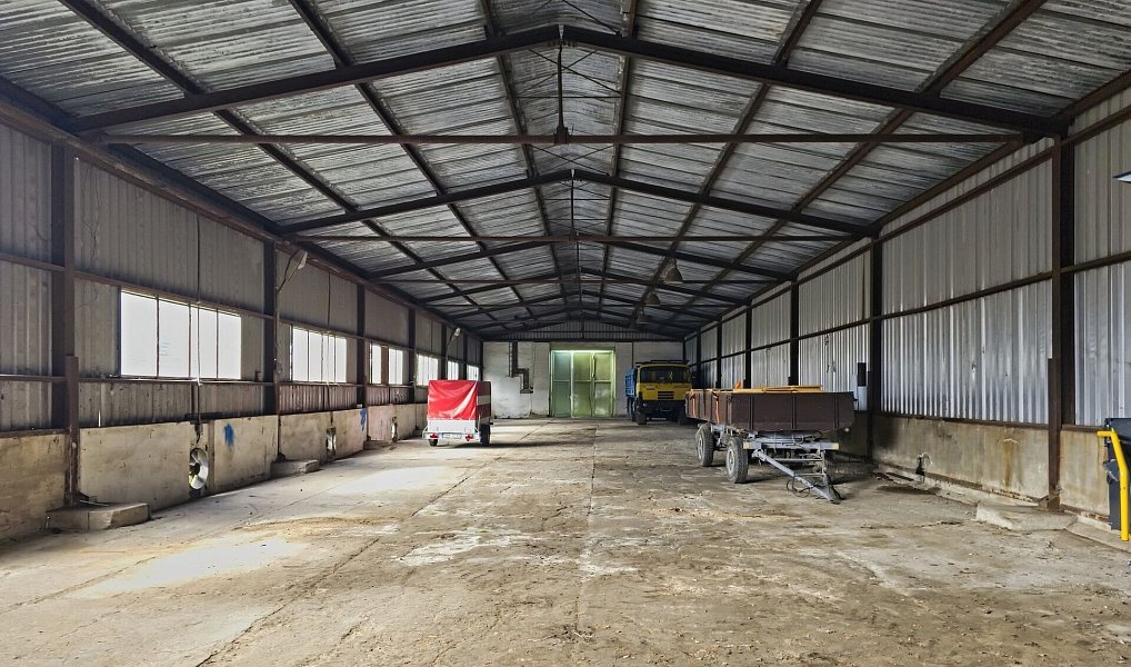 Pronájem skladovacích prostor 1 080 m², Lično – náhled fotky 4