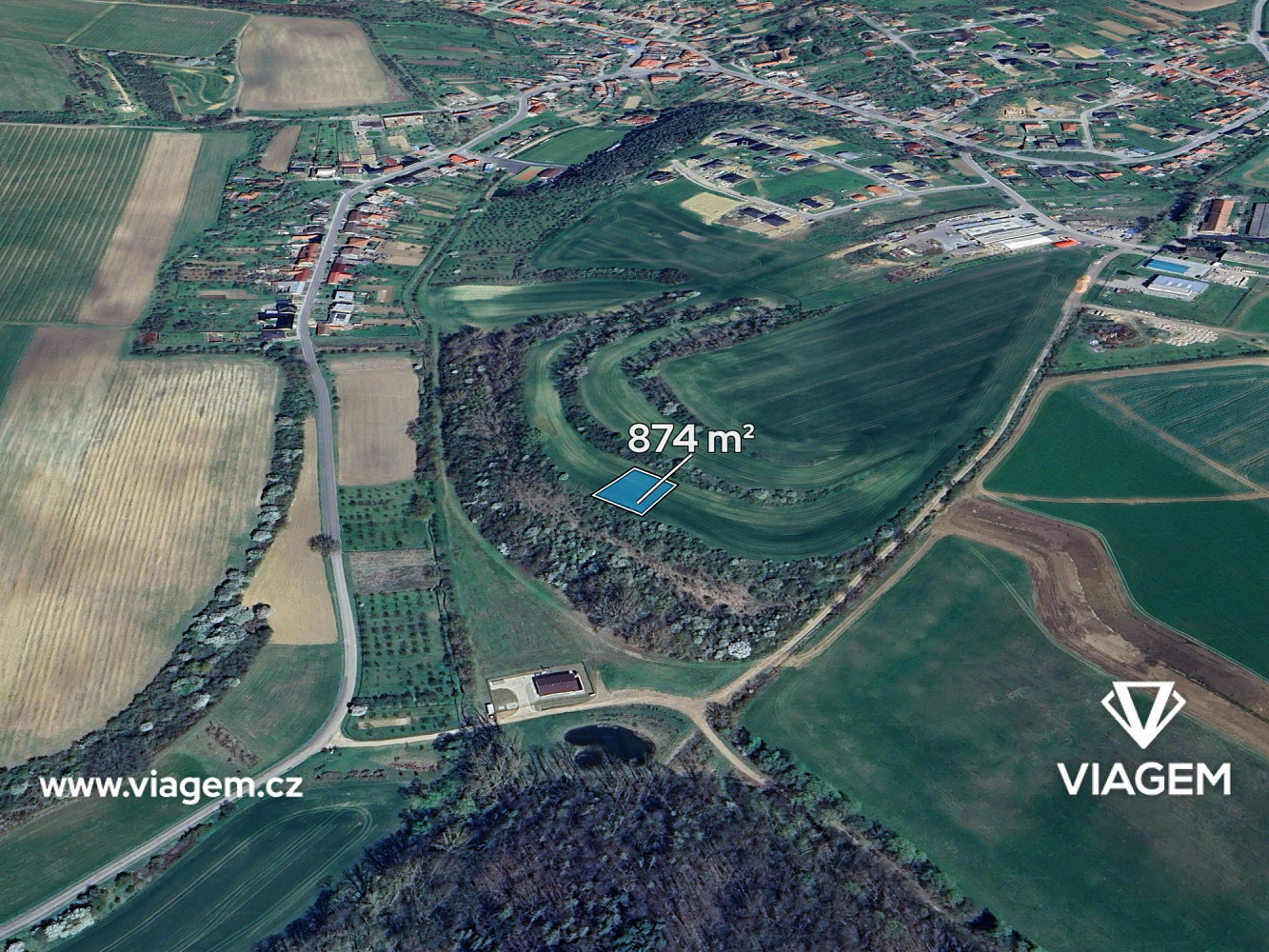 Prodej pole 874 m²