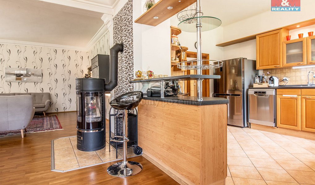 Prodej domu 250 m² s pozemkem 2 077 m², Nový Bor – náhled fotky 9