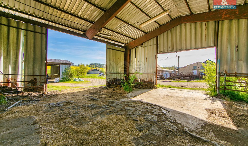 Prodej zemědělského objektu 4 026 m², Černovice – náhled fotky 17