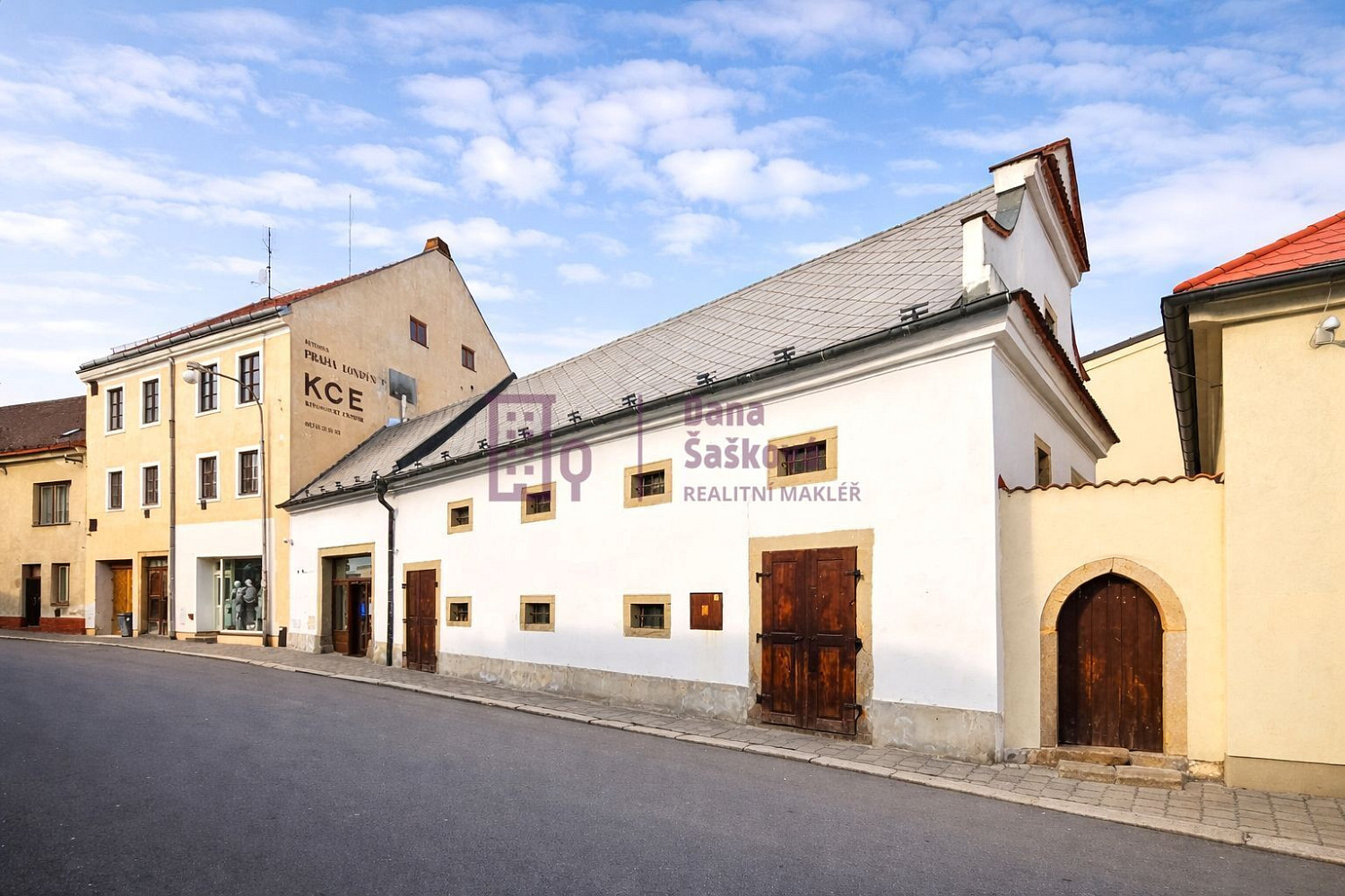 Prodej obchodních prostor 320 m² – fotografie 3