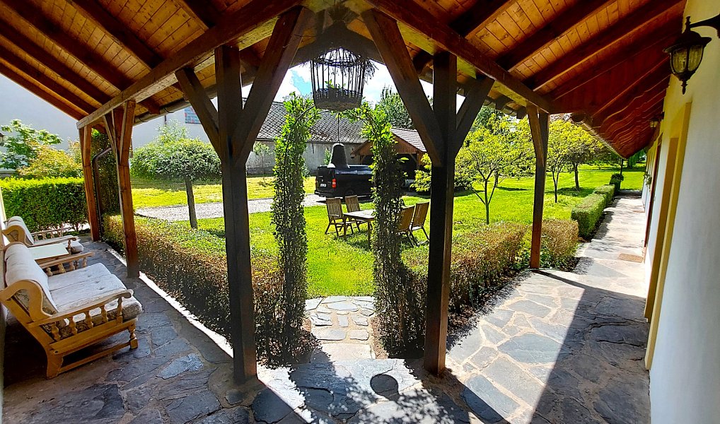 Prodej domu 400 m² s pozemkem 4 700 m², Golčův Jeníkov – náhled fotky 5