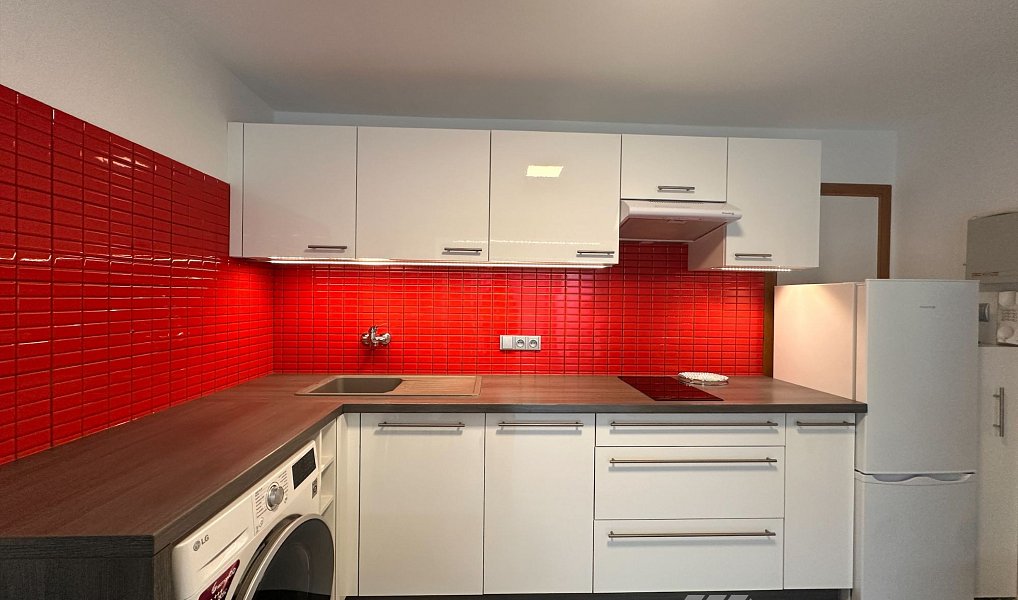 Pronájem bytu 2+kk 54 m², Zlín – náhled fotky 3