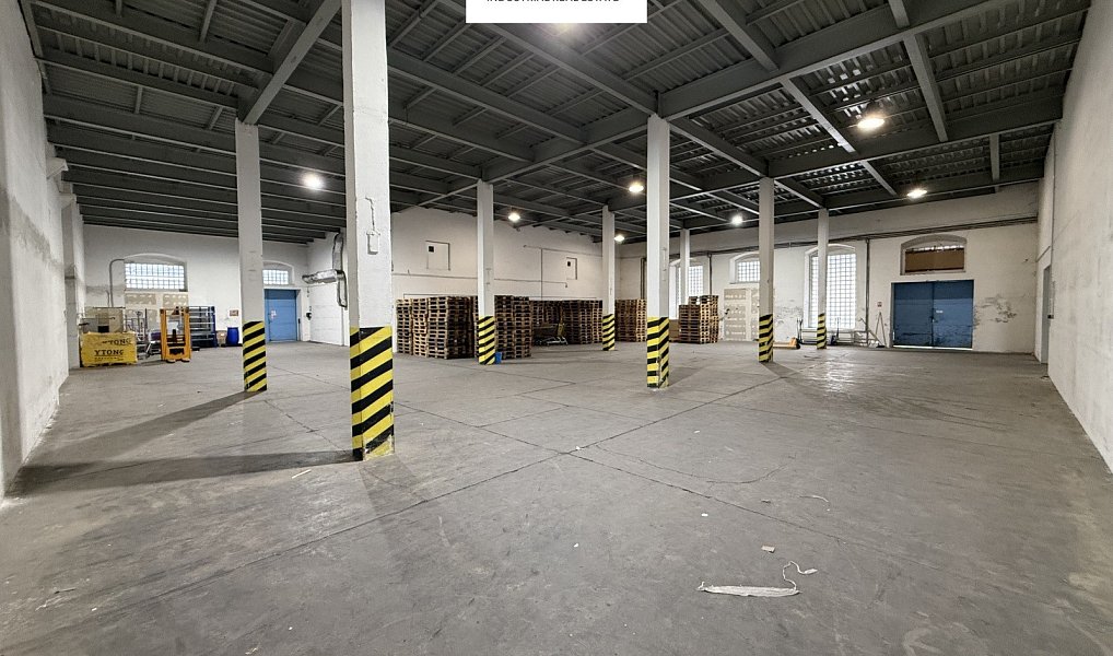 Prodej výrobních prostor 3 508 m², Praha – náhled fotky 4