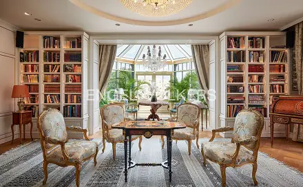 Prodej domu 606 m² s pozemkem 1 155 m², Nad Podbabskou skálou, Praha 6 - Lysolaje