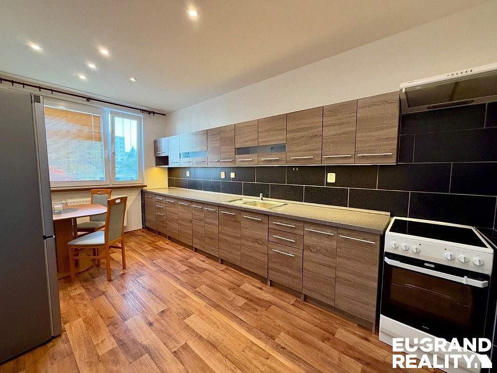 Prodej bytu 3+1 77 m² – fotografie 2