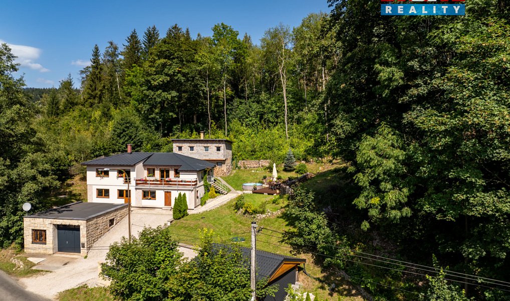 Prodej domu 340 m² s pozemkem 1 443 m², Janov nad Nisou – náhled fotky 25