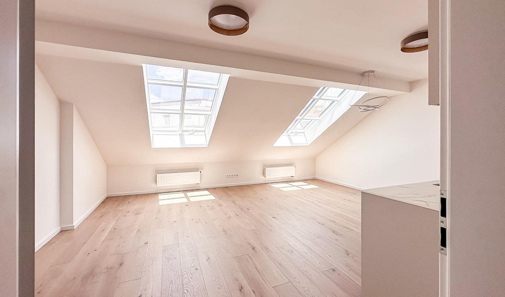 Prodej bytu 3+kk 98 m², Praha – náhled fotky 3