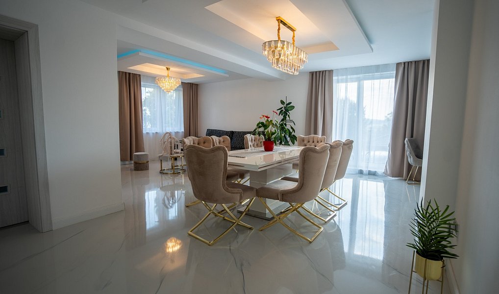 Prodej domu 210 m² s pozemkem 837 m², Sobětuchy – náhled fotky 2