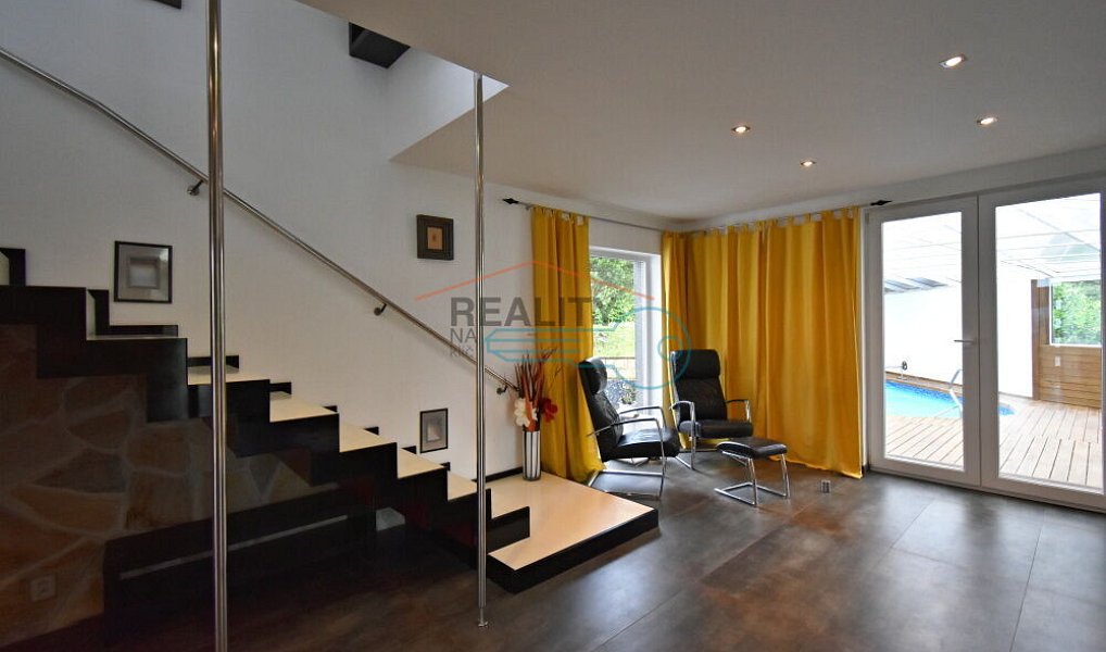 Prodej domu 170 m² s pozemkem 815 m², Vodochody – náhled fotky 5