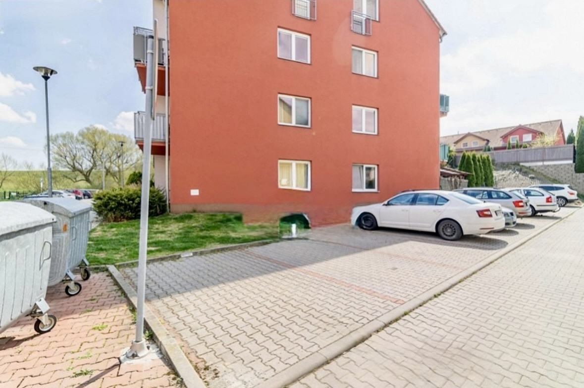 Parkovací stání Kuřim