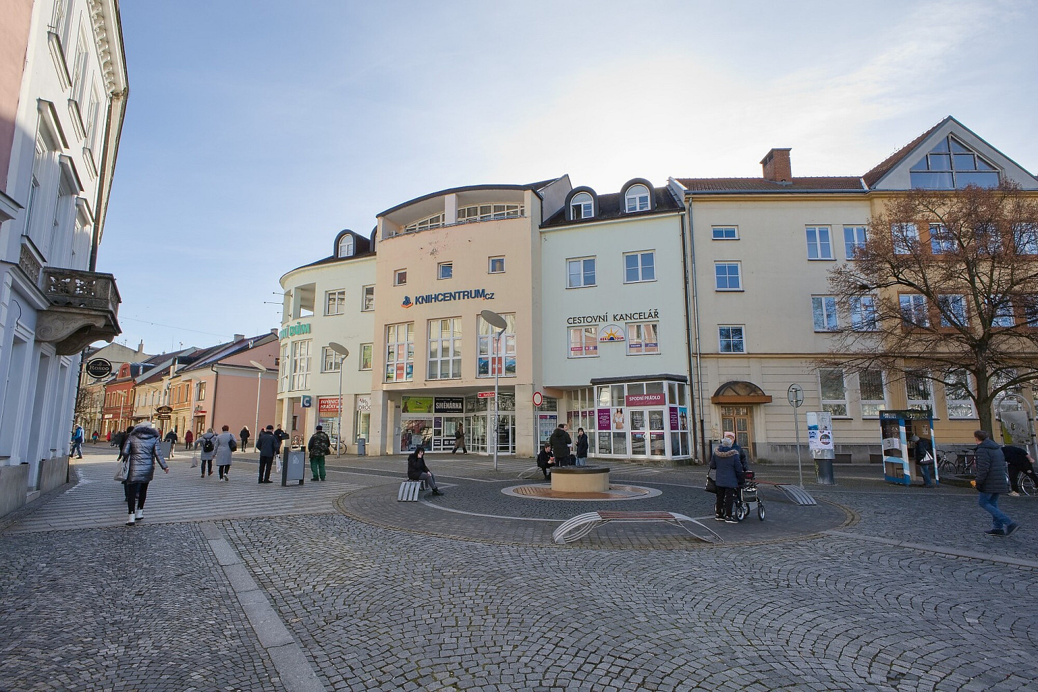 Pronájem obchodních prostor 86 m²