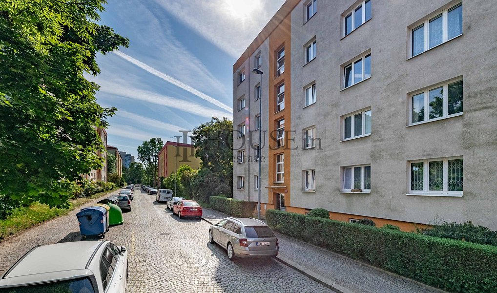 Prodej bytu 2+1 49 m², Praha – náhled fotky 26