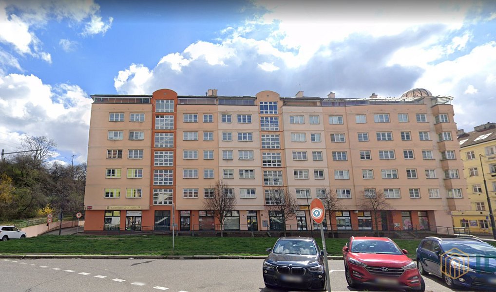 Prodej bytu 1+kk 31 m², Praha – náhled fotky 9