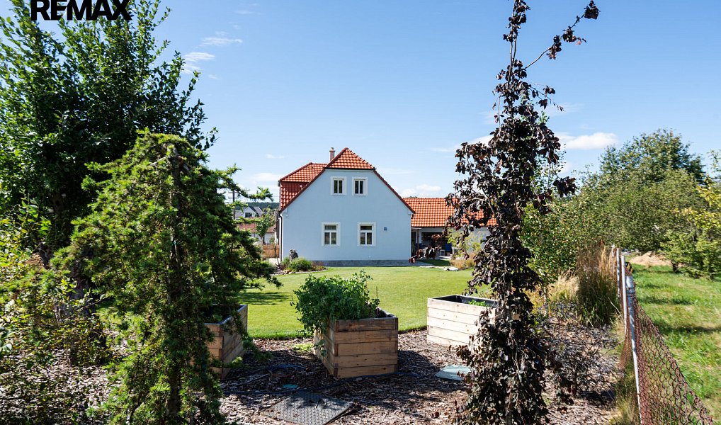 Prodej domu 310 m² s pozemkem 1 227 m², Bobrůvka – náhled fotky 2