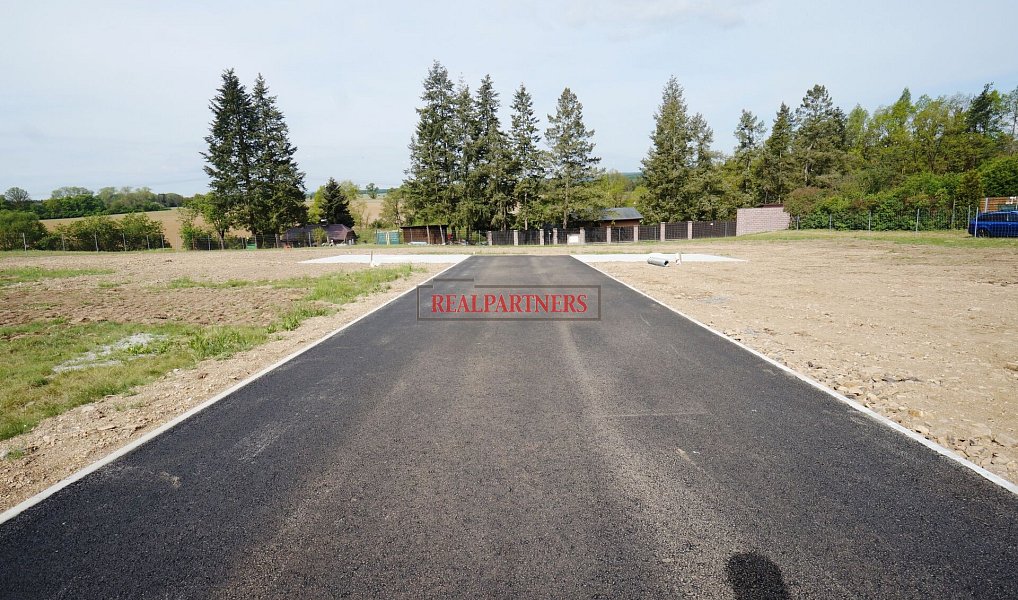 Prodej stavebního pozemku 1 067 m², Dobříš – náhled fotky 3